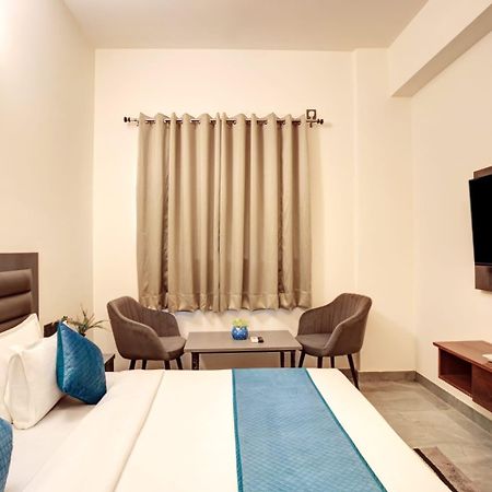 Hotel Elite Grand Near Kailash Hospital 노이다 외부 사진