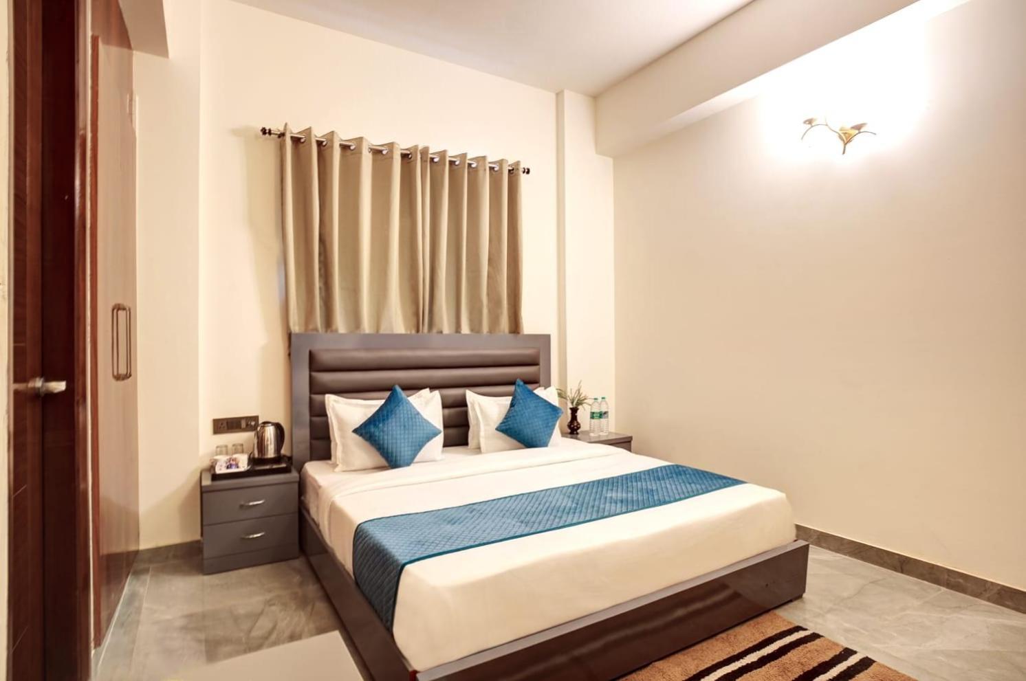 Hotel Elite Grand Near Kailash Hospital 노이다 외부 사진