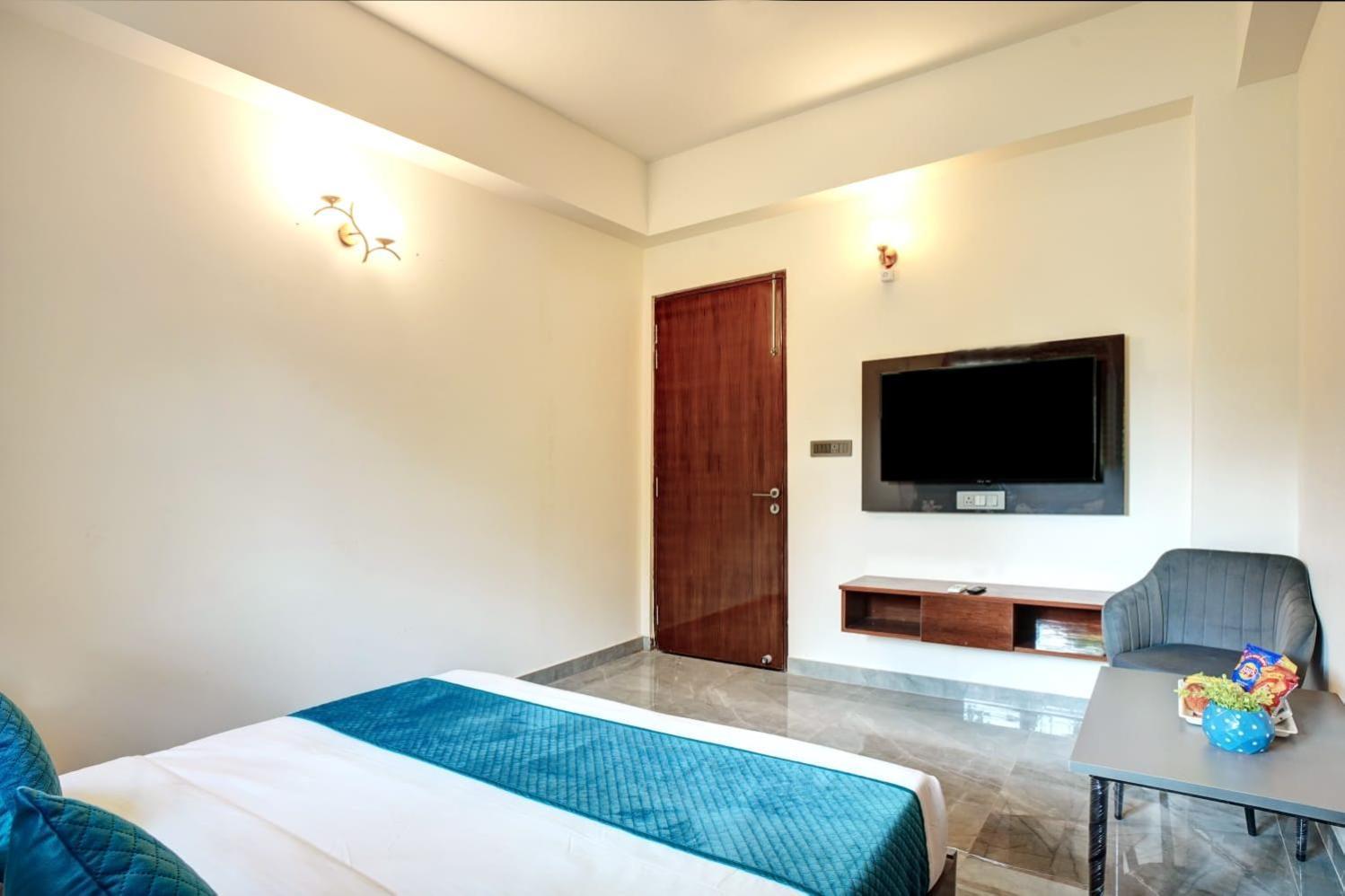 Hotel Elite Grand Near Kailash Hospital 노이다 외부 사진