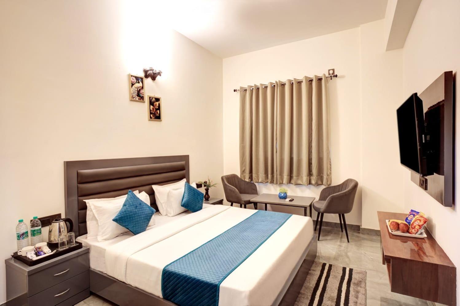 Hotel Elite Grand Near Kailash Hospital 노이다 외부 사진