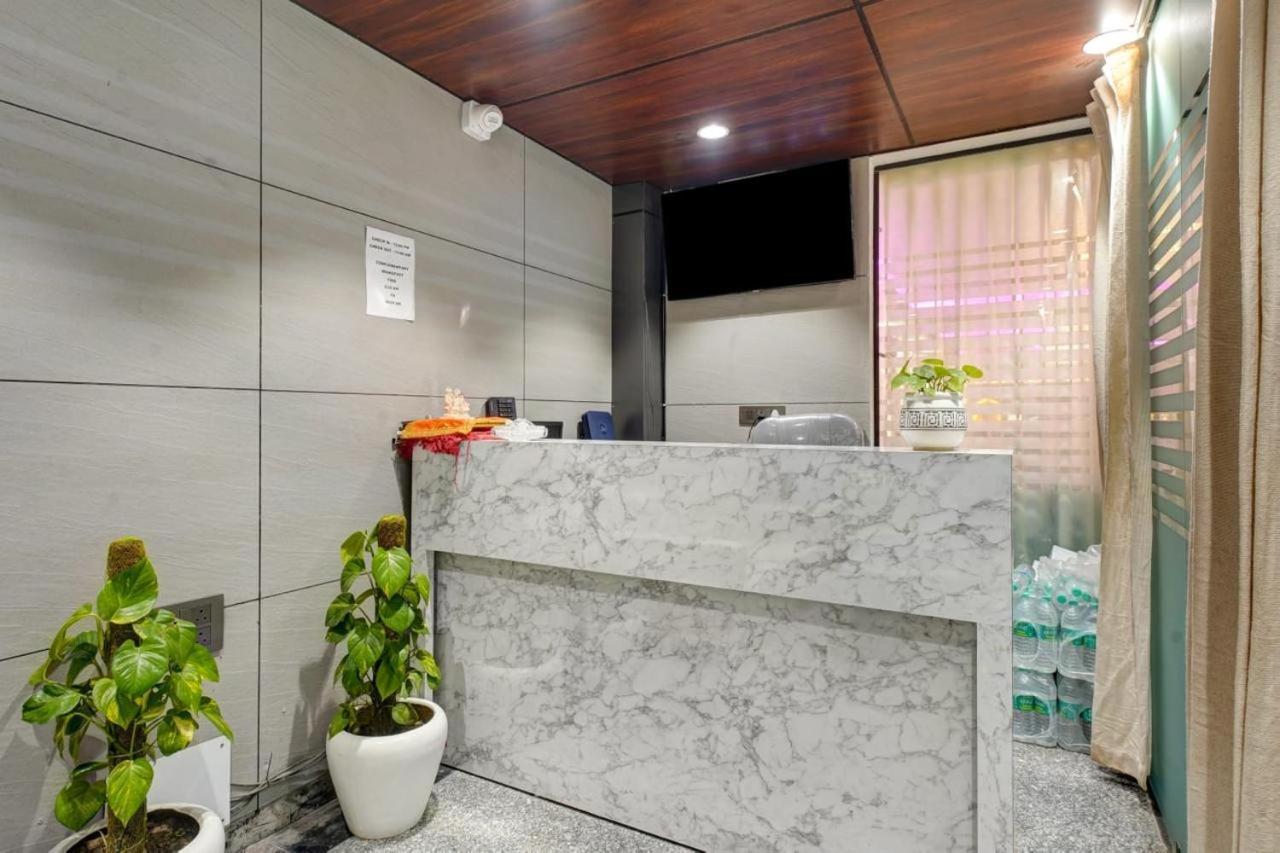 Hotel Elite Grand Near Kailash Hospital 노이다 외부 사진